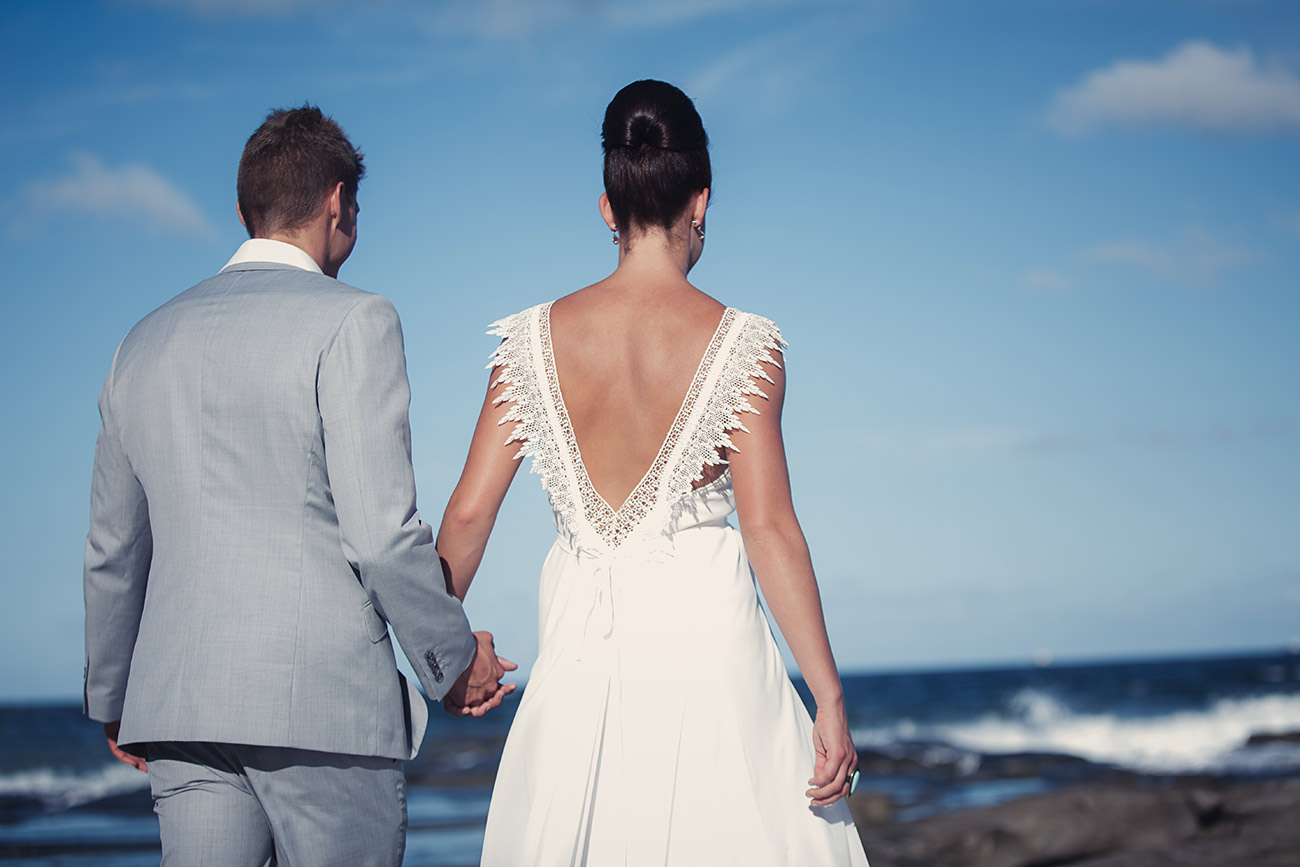 Gold Coast beach wedding photography & videography