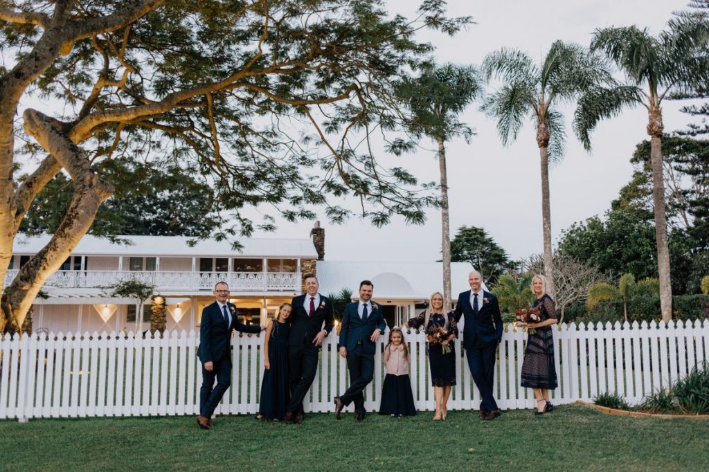  Fins Plantation House with bridal party