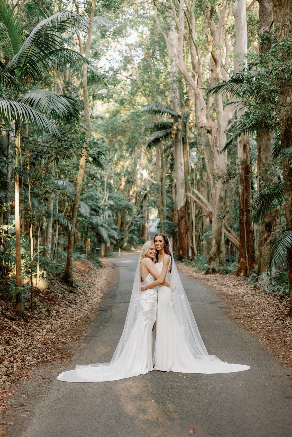 2 brides on their wedding day in Mount Tamborine