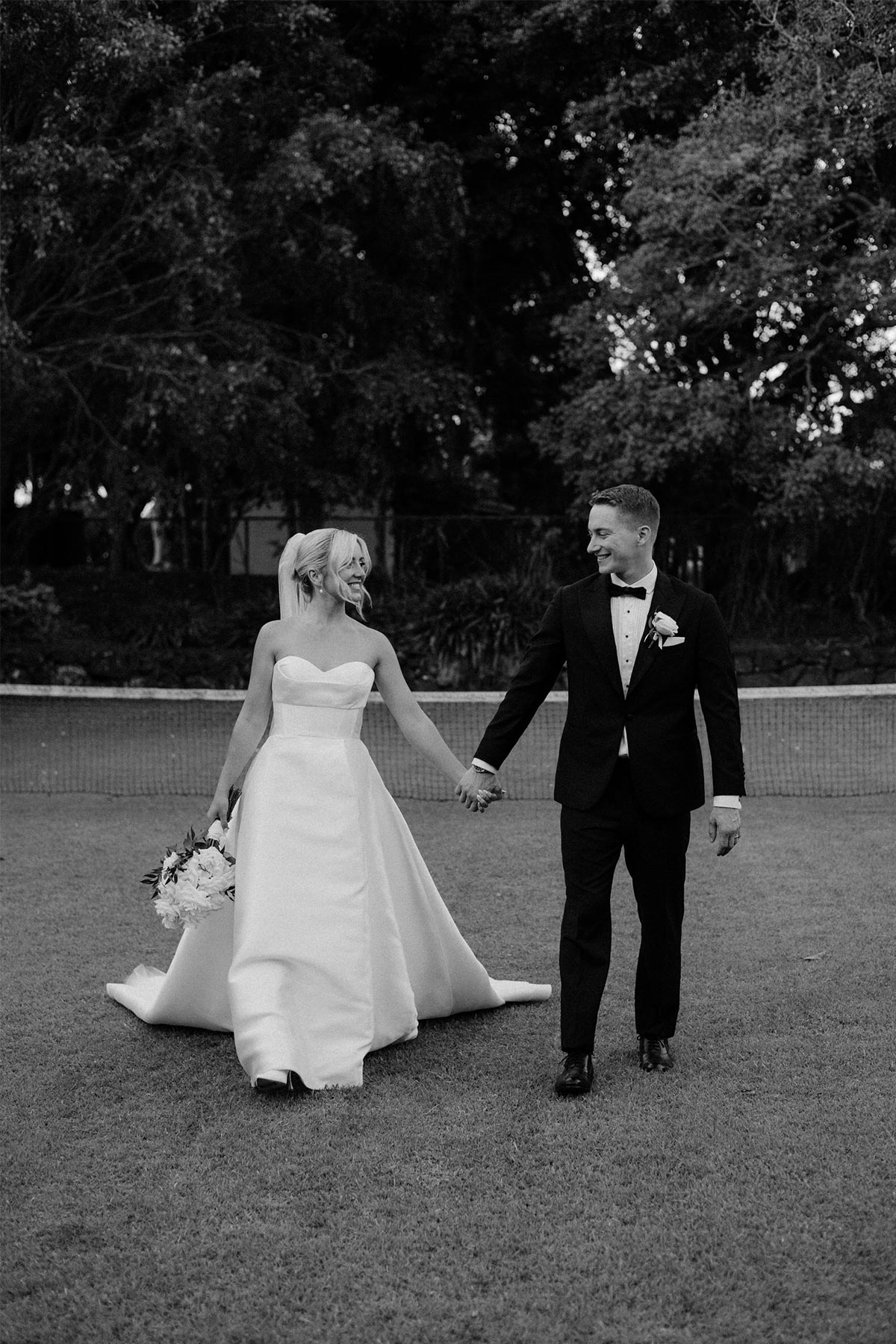 Tennis court wedding photos