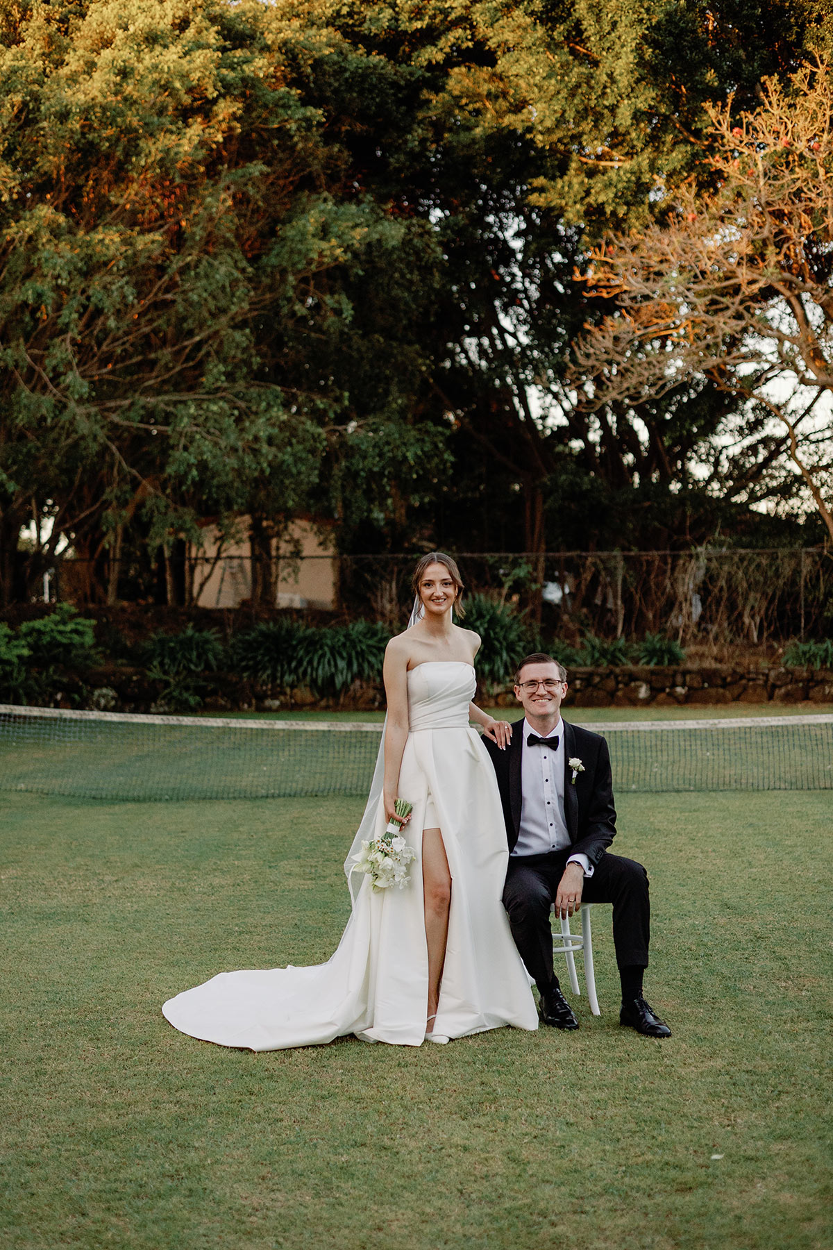 Tennis court wedding photos
