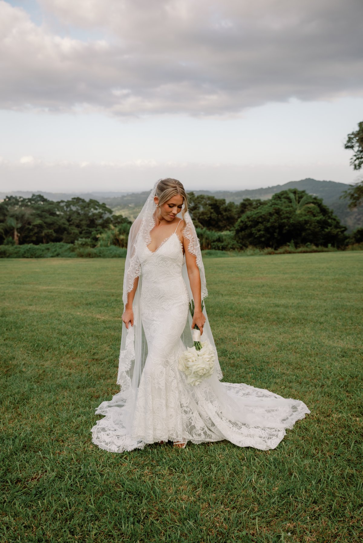 Editorial wedding photographer